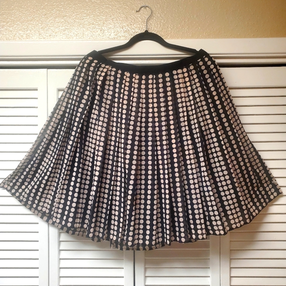 TORY BURCH Silk Knee Length Skirt.